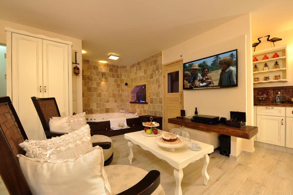 Nichochot Provence Villa Had Nes Rum bild