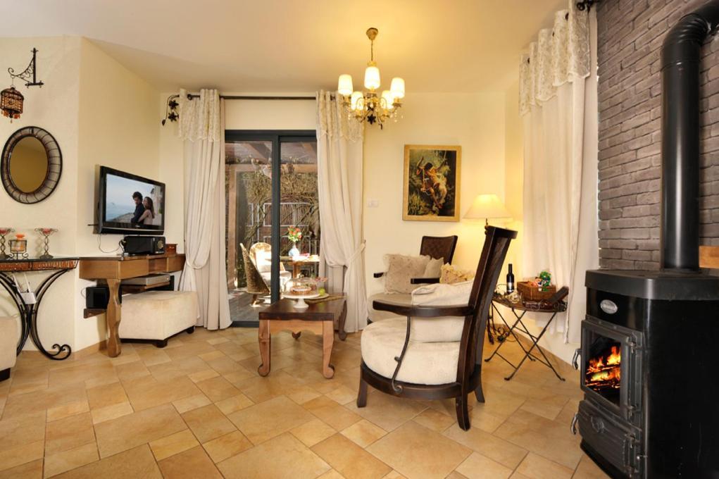 Nichochot Provence Villa Had Nes Rum bild